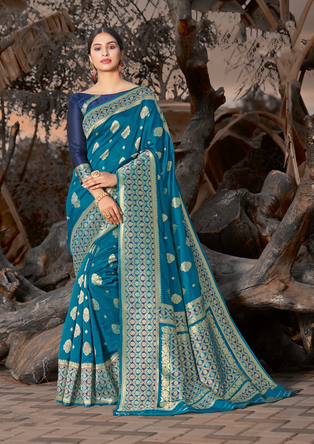 Women's Blue Silk Sirki Work Traditional Saree - Sangam Prints