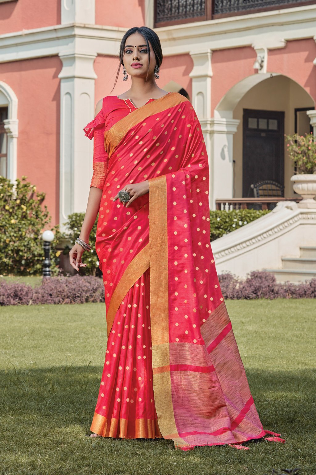 Women's Handloom Silk Woven Work Traditional Tassle Saree - Sangam Prints