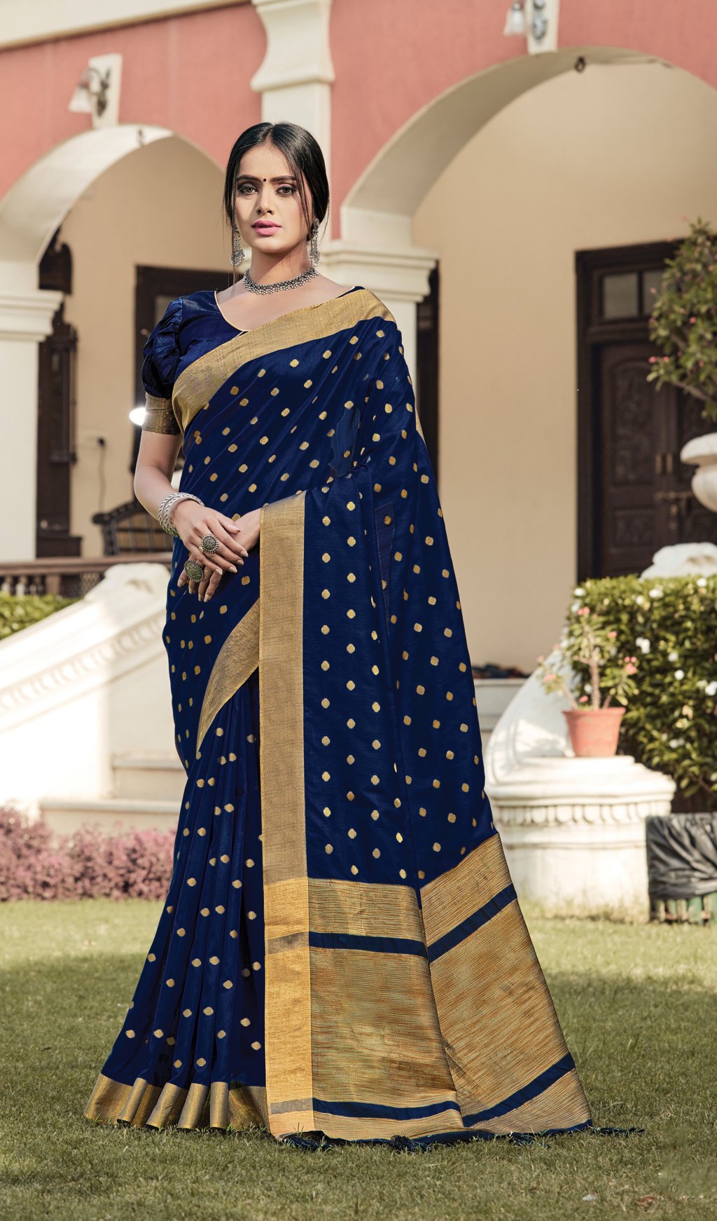 Women's Handloom Silk Woven Work Traditional Tassle Saree - Sangam Prints