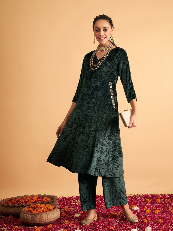 Women's Emerald Velvet Embroidered Pocket Anarkali Dress - Lyush