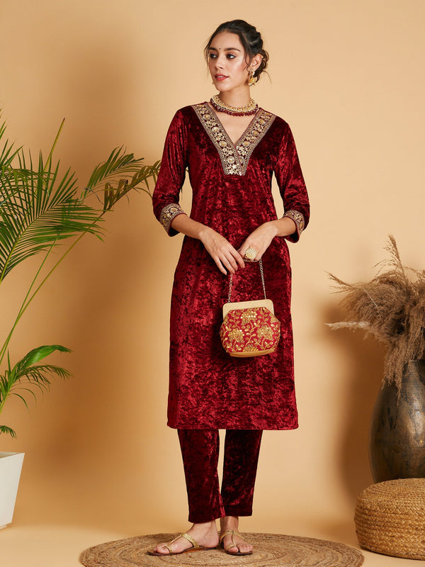 Women's Maroon Velvet Straight Kurta - Lyush