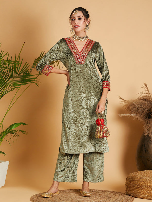 Women's Olive Velvet Straight Kurta - Lyush