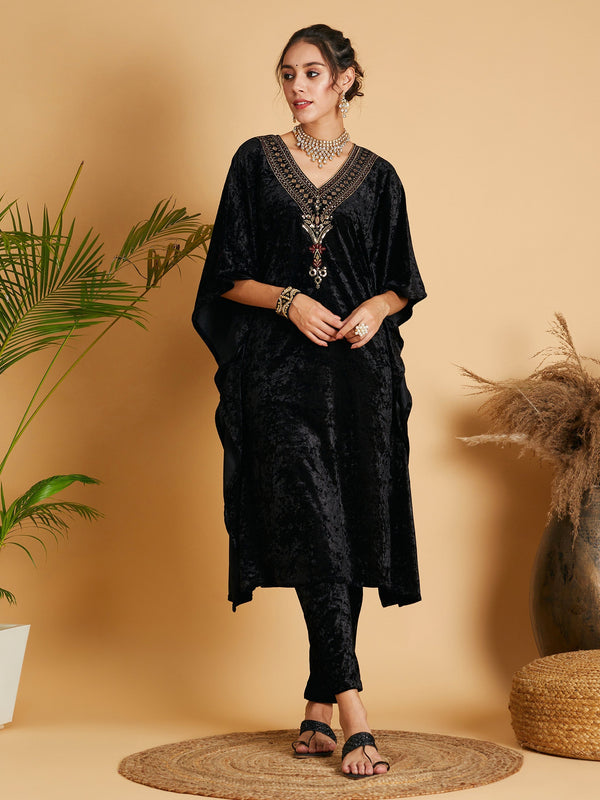 Women's Black Velvet Kaftan Kurta - Lyush