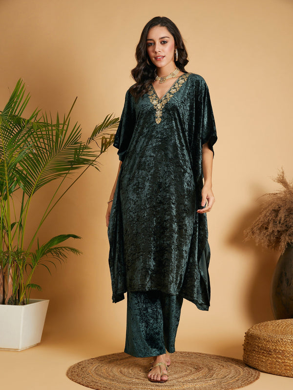 Women's Emerald Velvet Kaftan Kurta - Lyush