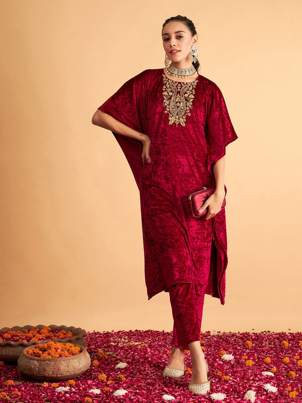 Women's Fuchsia Velvet Kaftan Kurta - Lyush