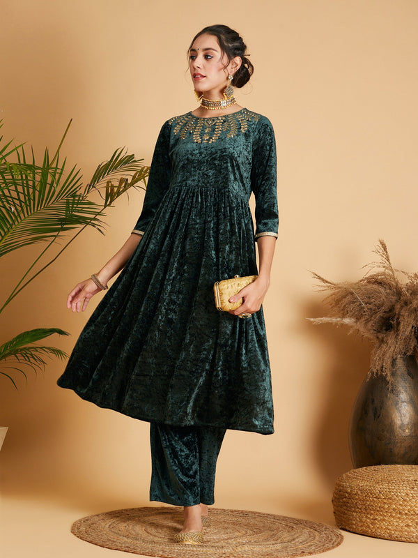 Women's Emerald Neck Embroidered Velvet Gathered Kurta - Lyush