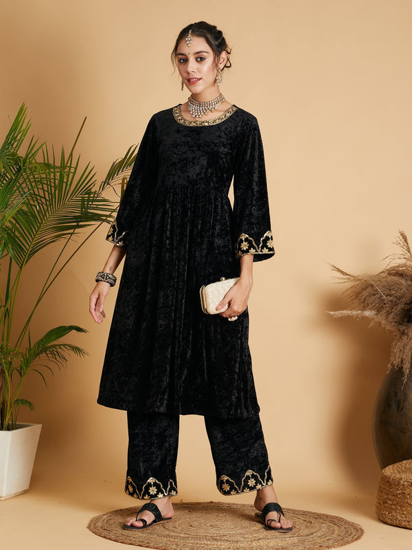 Women's Black Velvet Embroidered Gathered Kurta - Lyush