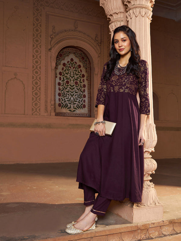 Women's Burgundy Floral Bodice Foil Anarkali Kurta With Pants - Lyush