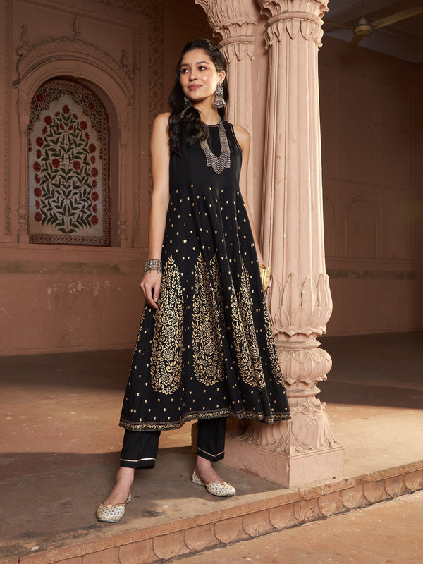 Women's Black Kali Foil Sleeveless Anarkali Kurta With Pants - Lyush