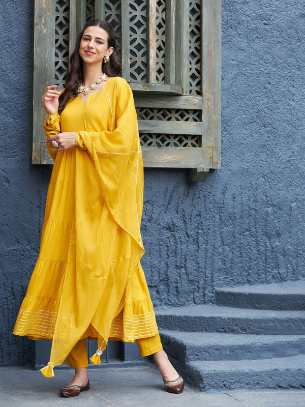 Women's Mustard Tiered Kurta Set With Gota Dupatta - SASSAFRAS