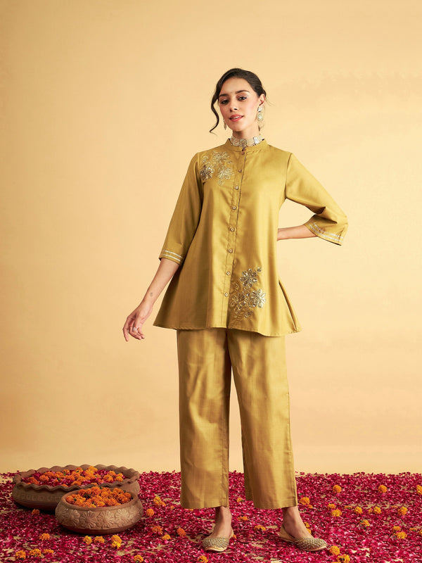 Women's Yellow Embroidered Collar Shirt With Pants - Lyush