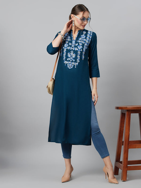 Women's Blue Embroidered Kurta - Aks