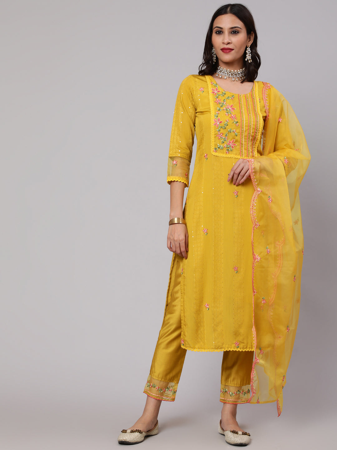 Women's Yellow Embroidered Kurta & Pant With Organza Dupatta Set - Aks