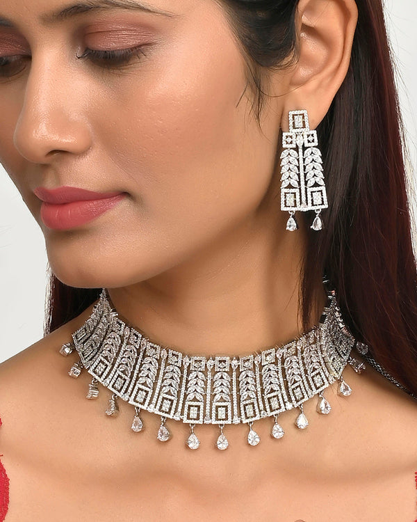 Women's Sparkling Opulence Silver Plated Jewellery Set - Voylla