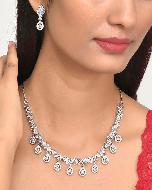 Women's Sparkling Elegance Delicate Jewellery Set - Voylla