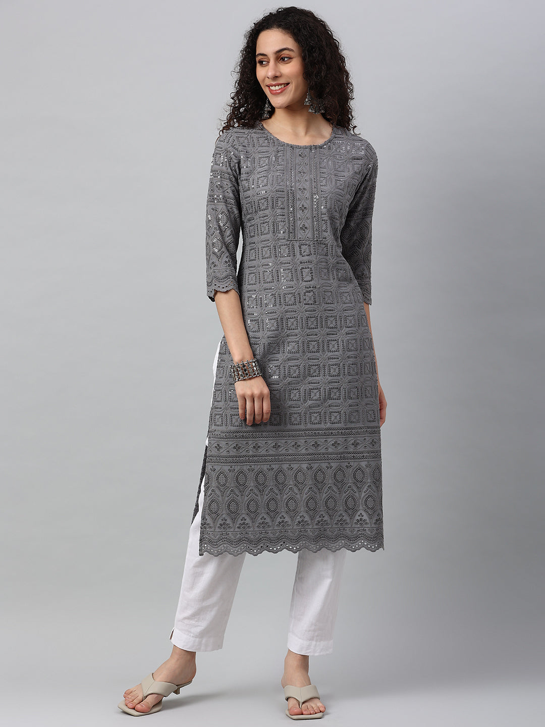 Women's Rayon Embroidery Straight Kurta - Kipek