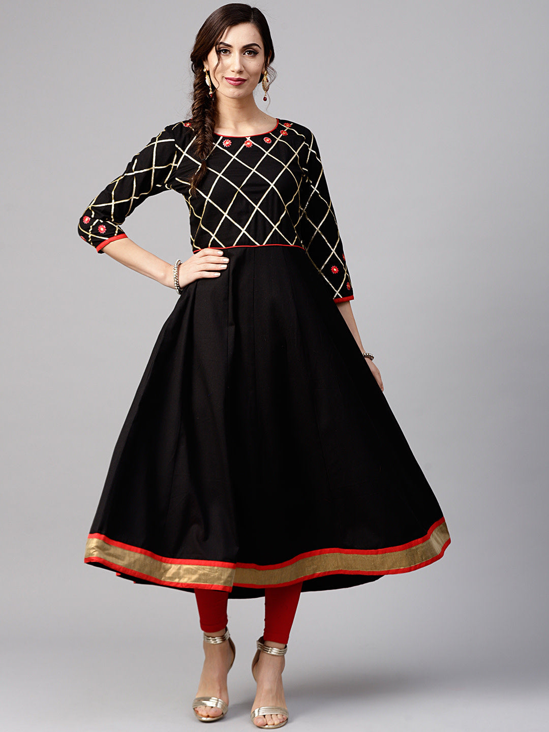 Women's Black Yoke Design A-Line Kurta With Gotta Patti And Floral Appliques - Noz2Toz