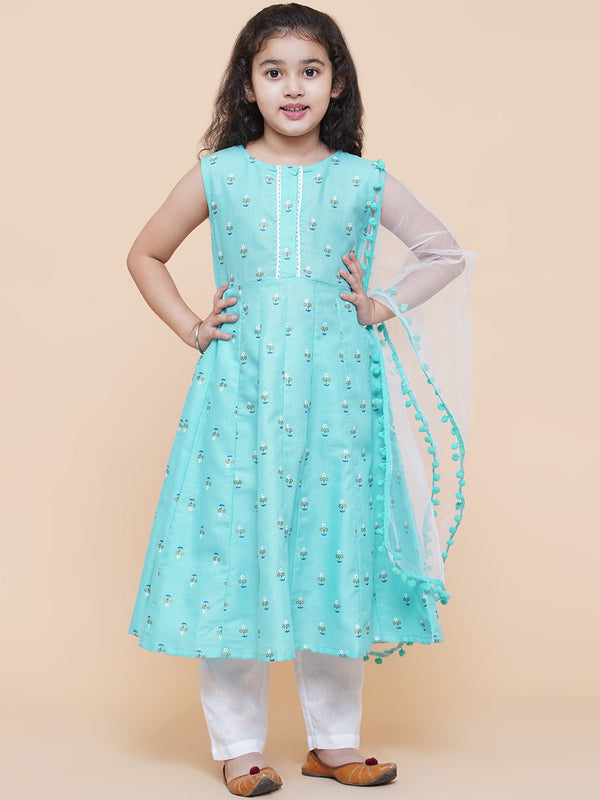 Jashvi Blue printed Kurta with Trousers with dupatta