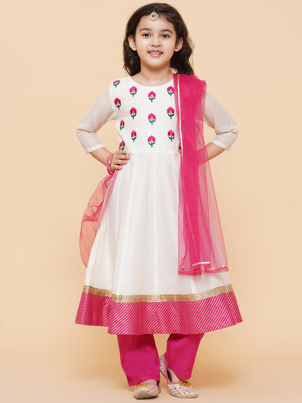 Jashvi Girls White Embroidered Anarkali Kurta With Trouser & With Dupatta