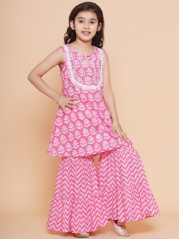 Jashvi Girls Pink Floral Printed Pure Cotton Kurta With Sharara