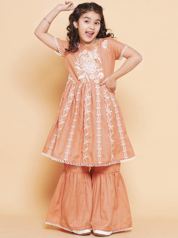 Jashvi Girls Peach Floral Embroidered Kurta With Sharara