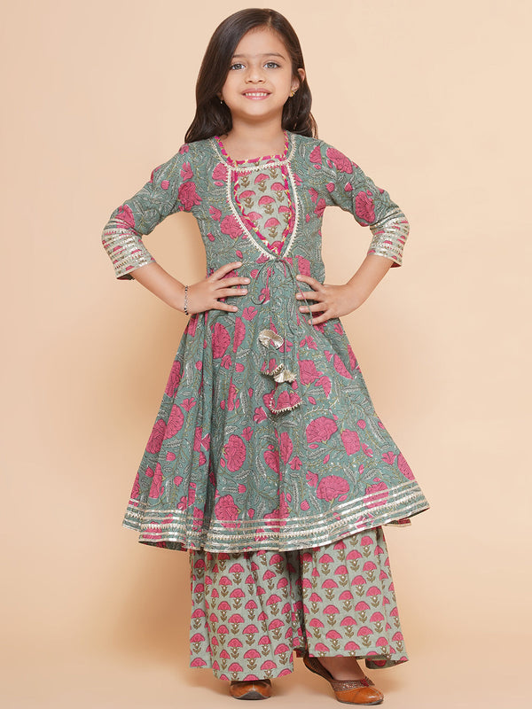 Jashvi Girls Green Printed Round neck Kurta with Sharara