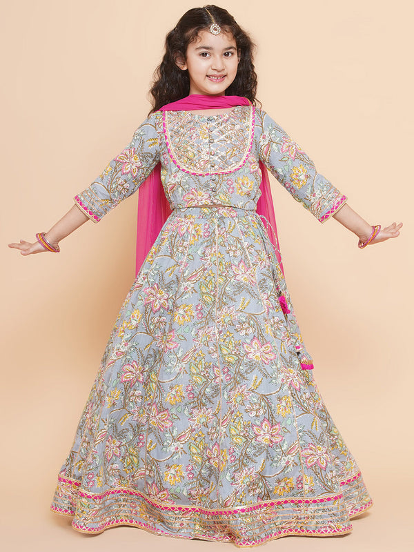 Jashvi  Girls Printed Ready to Wear Lehenga & Blouse With Dupatta