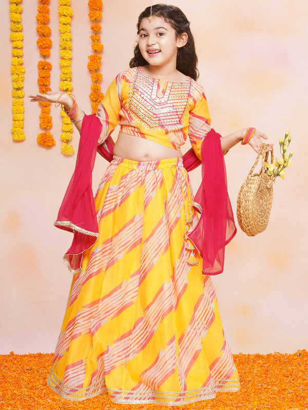 Jashvi Girls Yellow & Pink Embroidered Choli Yellow Lehariya Printed Lehenga with Dupatta