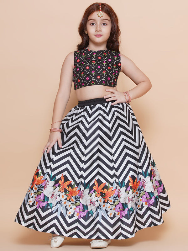 Jashvi Girls Black Embroidered Choli & Black White Zigzag Printed Lehenga