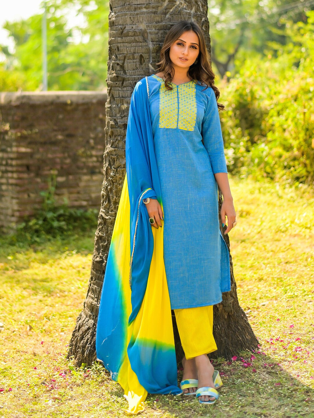 Women's Blue Cotton Blend Embroidered Straight Checked Kurta Set With Dupatta - Vaaba