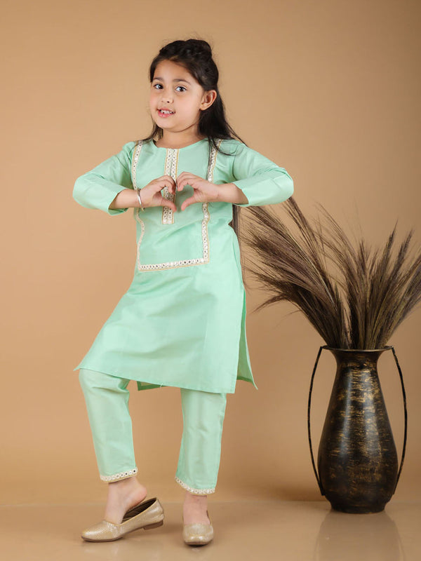 Jashvi Girls' Mint Green Viscose Kurta Pant Set