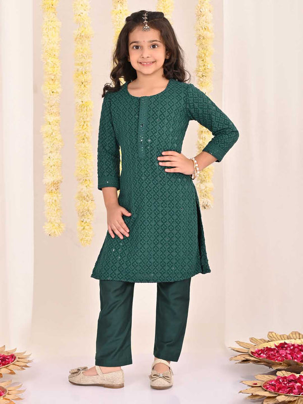 Jashvi Girls' Green Embellished Kurta Pyjama Set