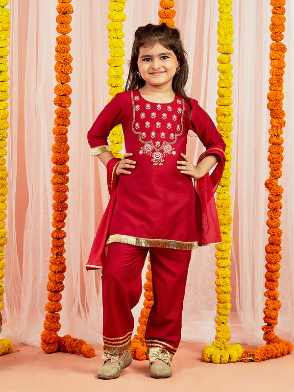 Jashvi Girls' Red Kurta Pyjama And Dupatta Set.