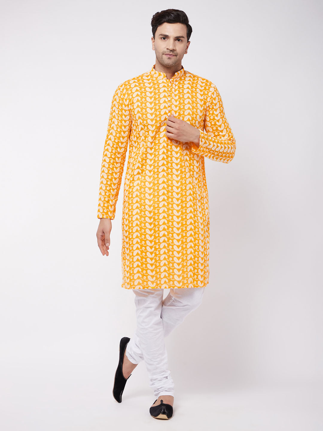 Men's Orange And White Pure Cotton Kurta Pyjama Set - Vastramay