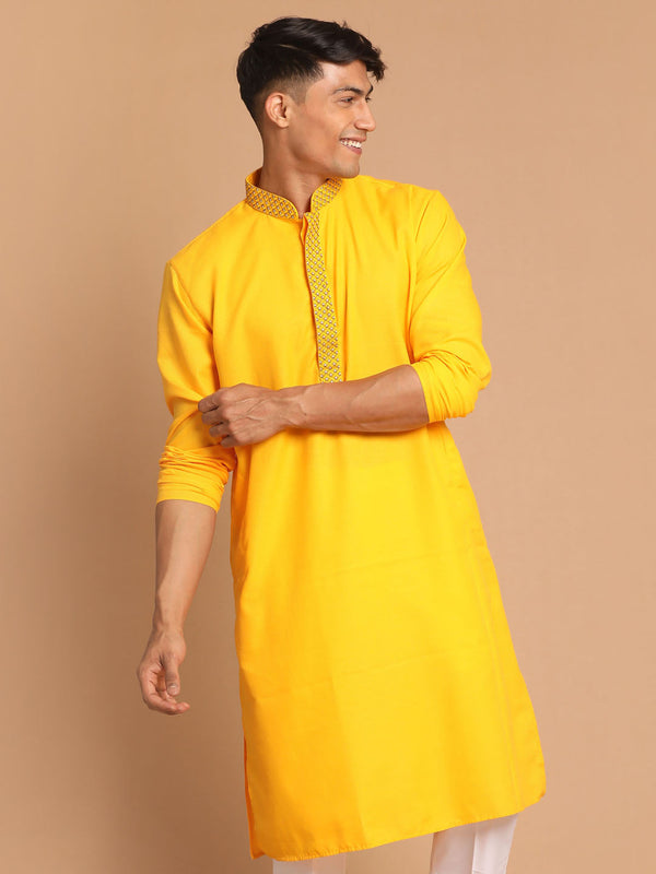 Jashvi Men's Yellow Color Solid Kurta