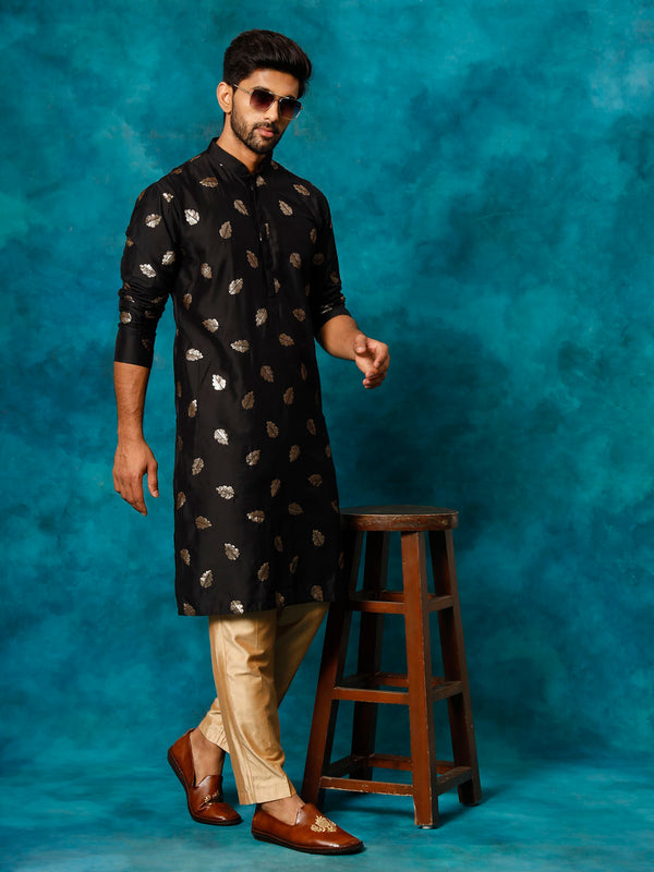 Jashvi Men's Black Leaf Motif Embellished Kurta Pant Set