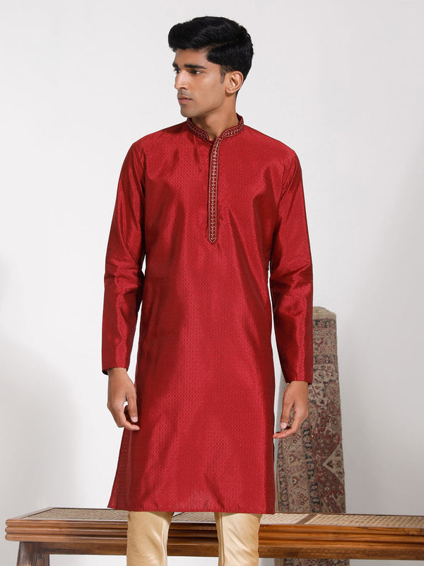 Jashvi Men's Maroon Silk Blend Kurta