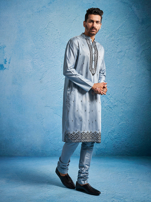 Jashvi Men's Grey Silk Blend Kurta And Pyjama Set.