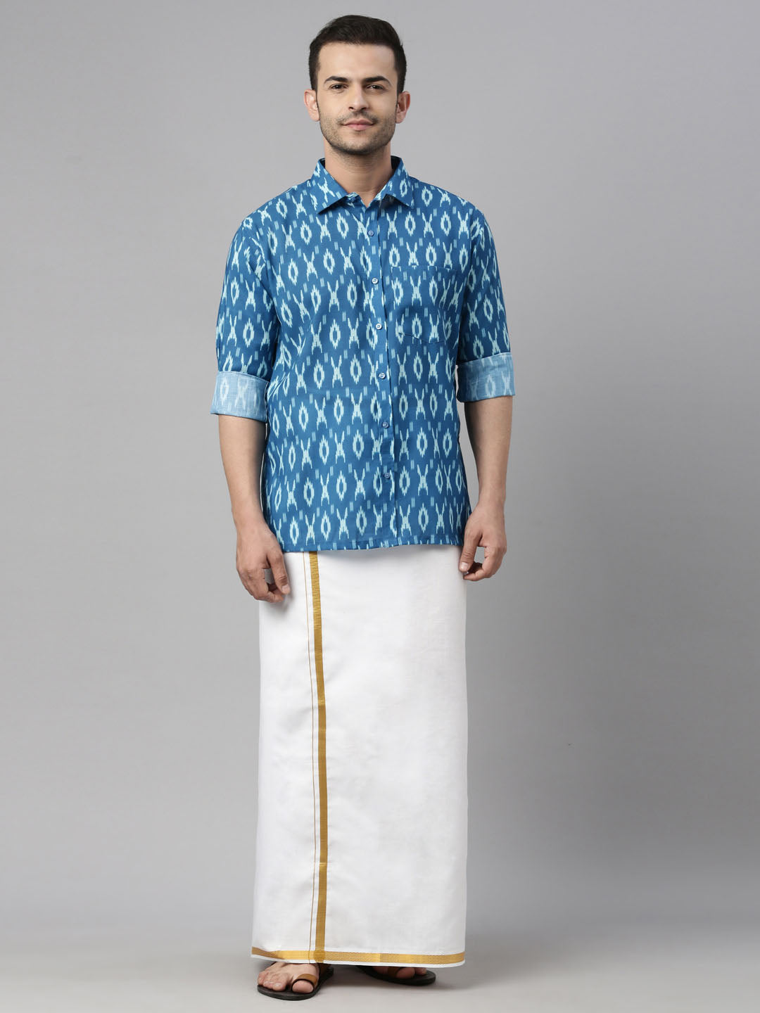 Men's Turquoise Cotton Blend Ethnic Shirt And Mundu Set - Vastramay