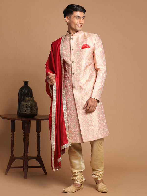 Jashvi Men's Pink And Gold Silk Blend Sherwani Set With Maroon Dupatta