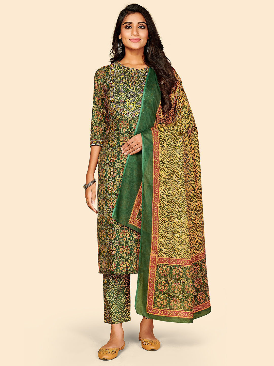 Women's Green Kurta & Pant With Dupatta By Vbuyz- (3Pcs Set)