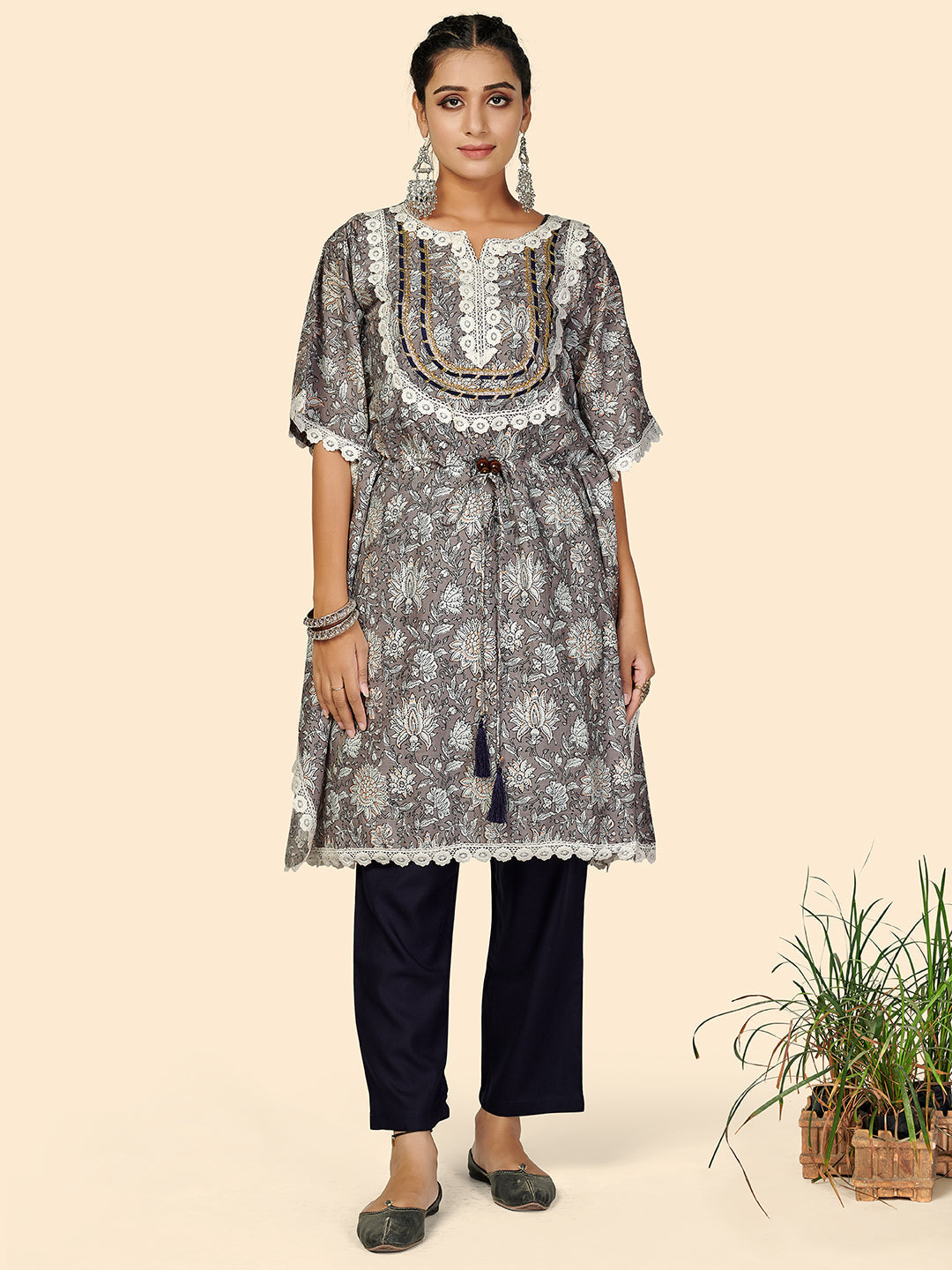 Women's Print & Lace Work  Cotton Grey Stitched Kaftan Kurta With Pant Set - Vbuyz