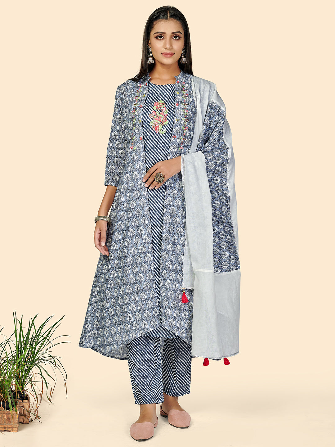 Women's Print & Hand Work Straight Cotton Grey Stitched Kurta Set (Pack Of 4) - Vbuyz