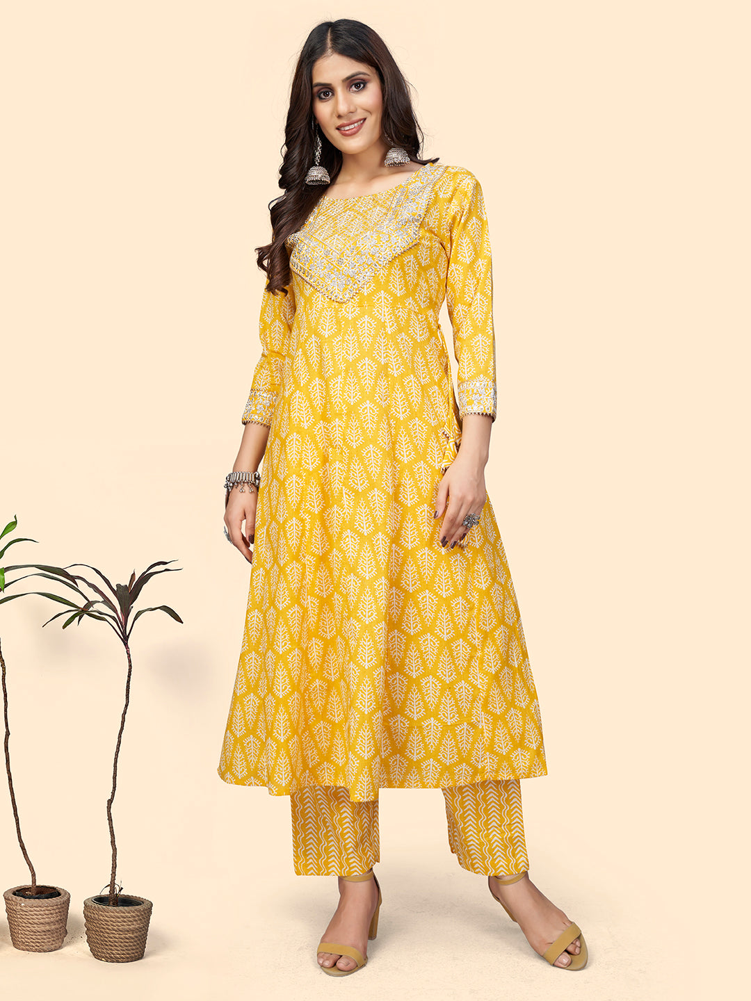 Women's Print & Sequience A-Line Cotton Yellow Stitched Kurta - Vbuyz