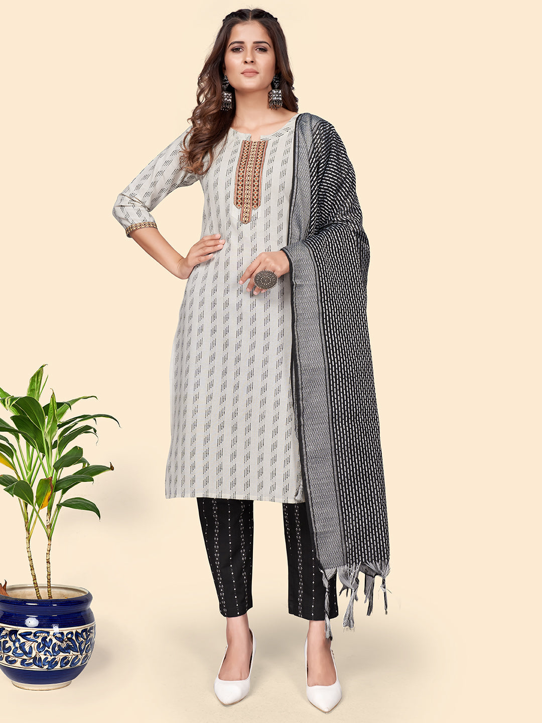 Women's Printed Straight Cotton Blend White Stitched Kurta Pant With Dupatta - Vbuyz