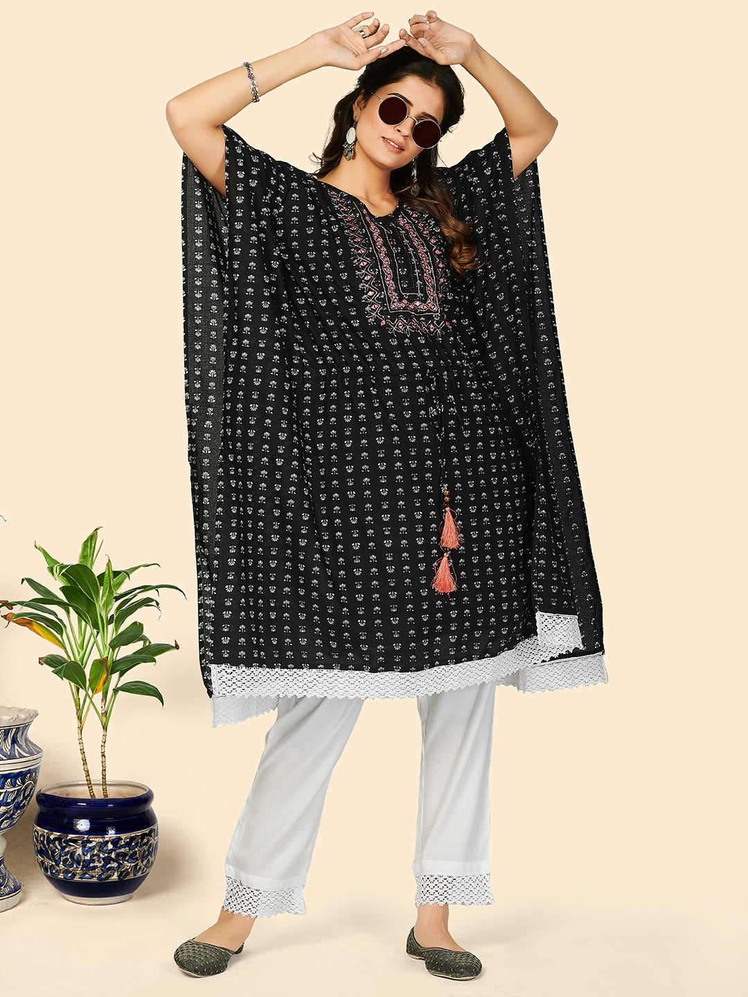 Women's Print & Mirror Work  Cotton Black Stitched Kaftan Kurta With Pant Set - Vbuyz