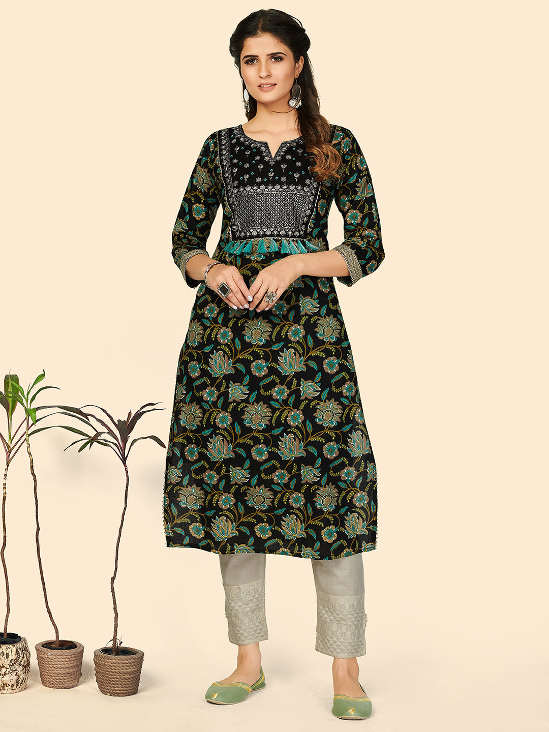 Women's Print & Sequience Straight Cotton Black Stitched Kurta - Vbuyz