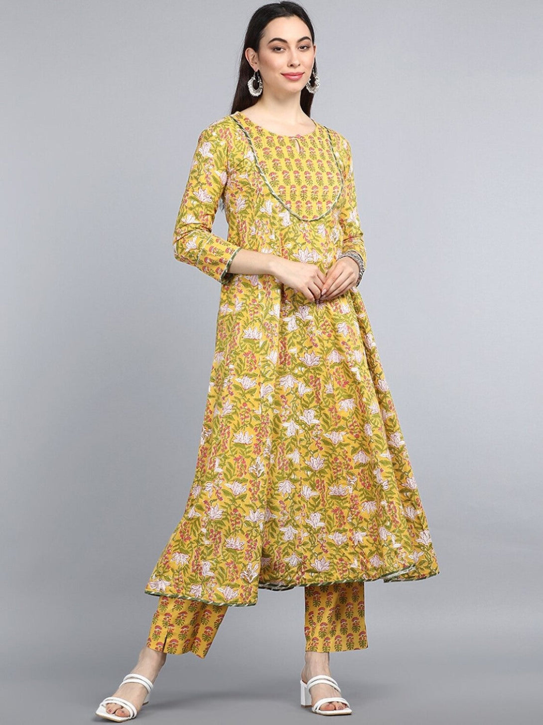 Women's Yellow White Floral Printed Pleated Pure Cotton Kurta With Pants - Ahika