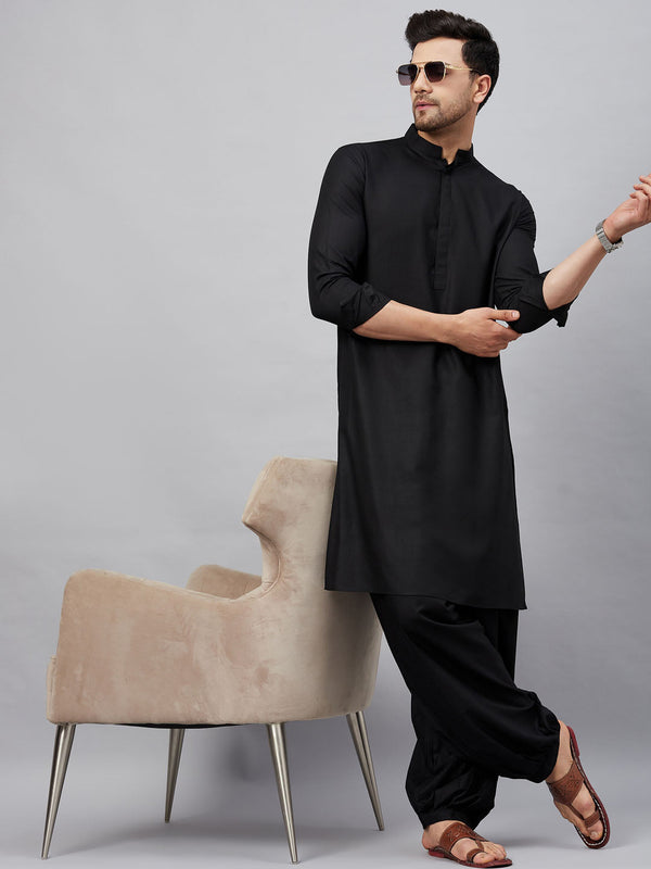 Jashvi Men's Black Cotton Blend Kurta and Patiala Set