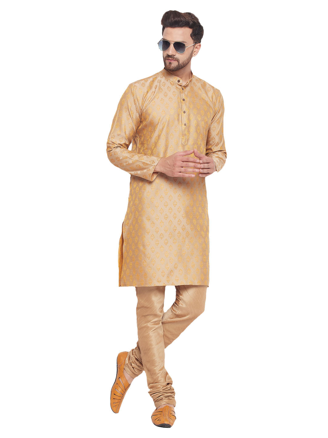 Men's Silk Blend Jacquard Kurta And Pyjama Set With Wooden Button Detailing - Vastramay